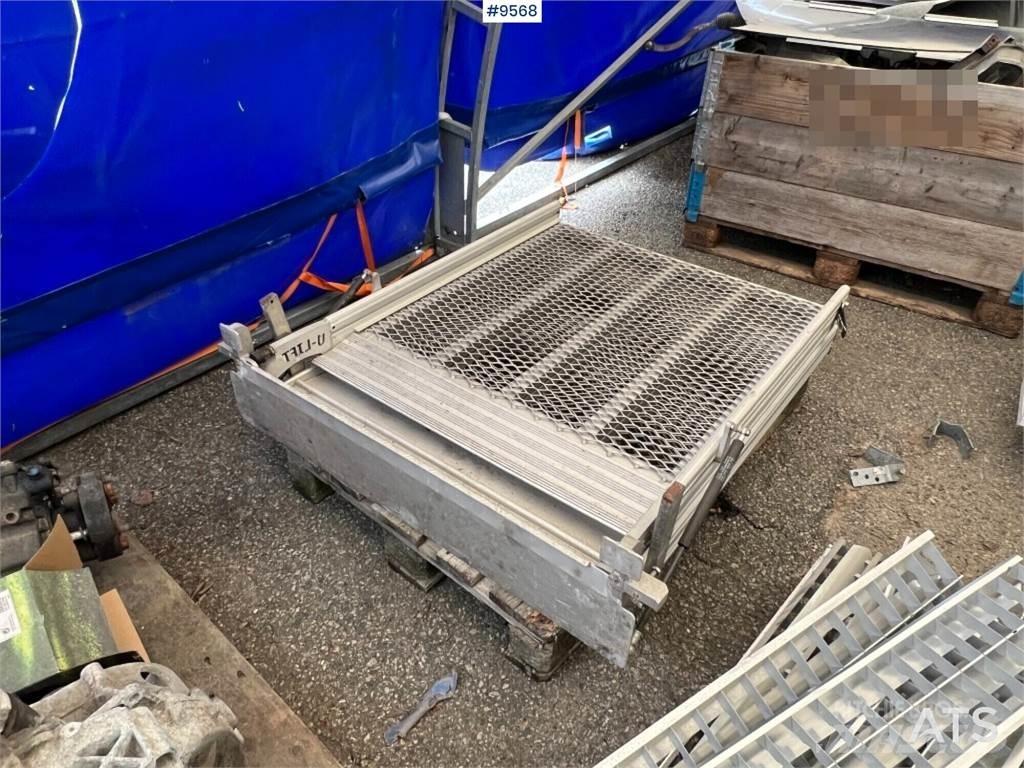  Ramp U-lift 運搬積載補助具