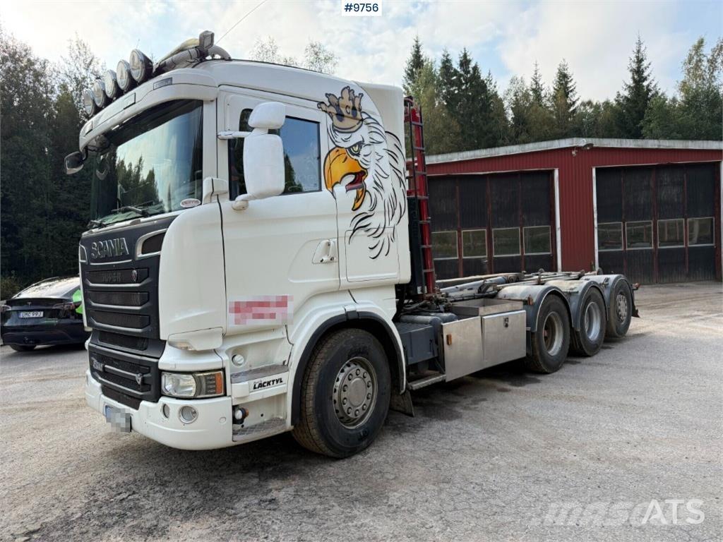 Scania R560 8X4 アームロール