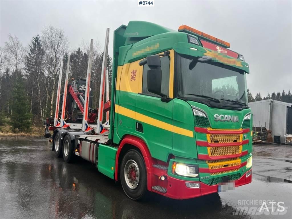 Scania R650 6X4 木材トラック