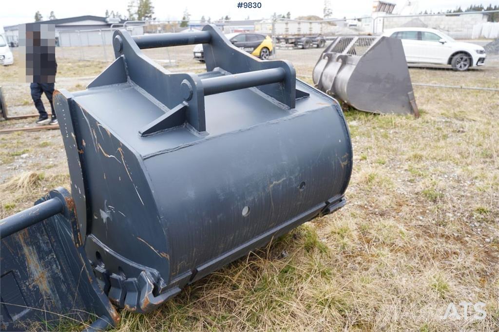  TOBA Tooth bucket S80 バケット