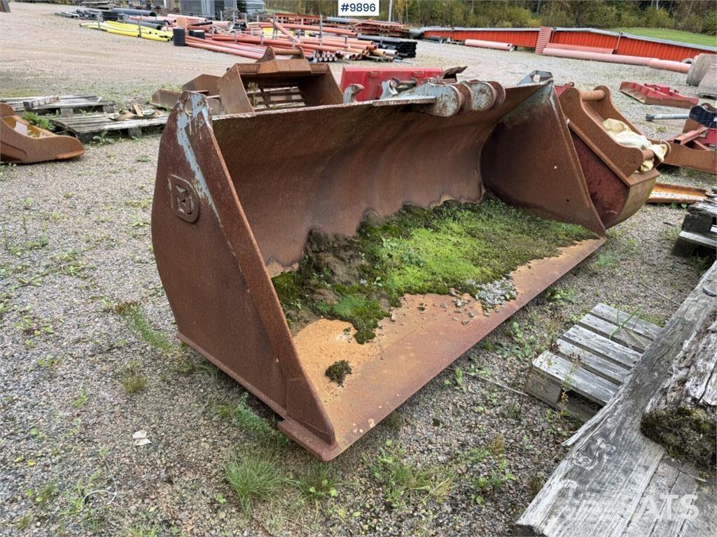 Viby Jern B20 バケット