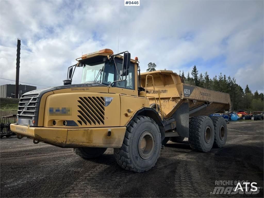 Volvo A25D アーティキュレート式ダンプトラック