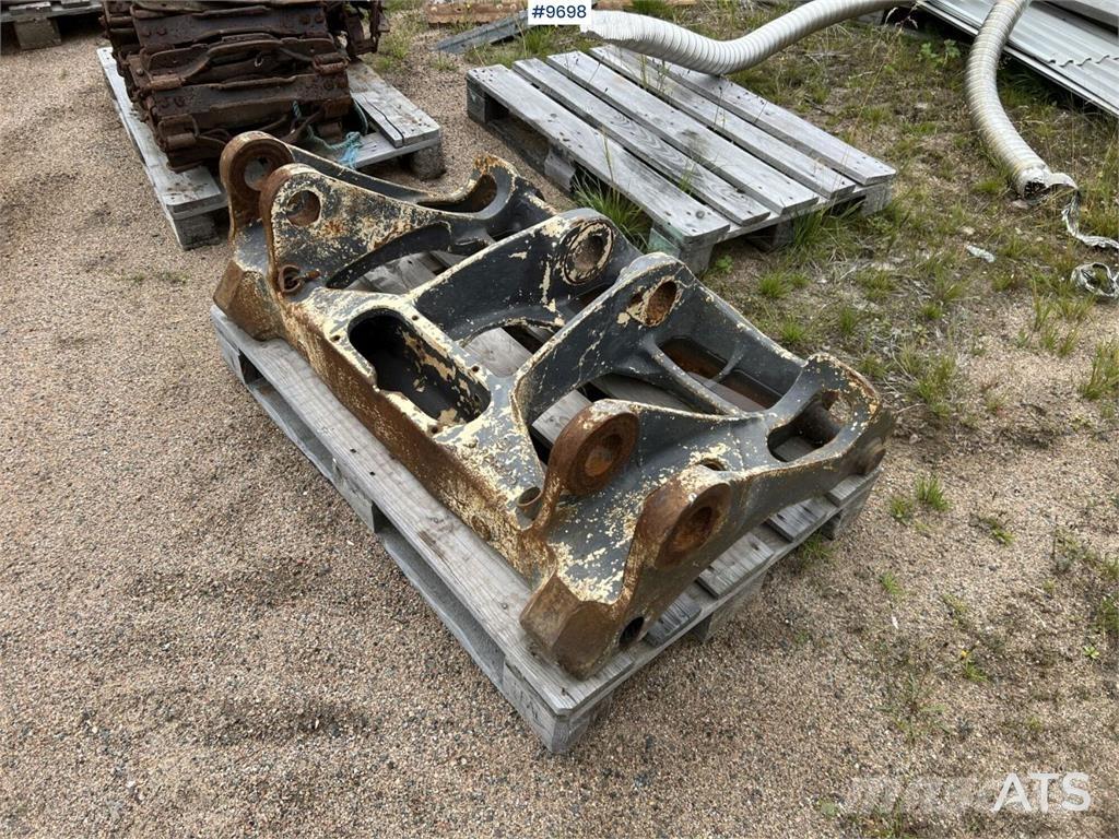 Volvo bracket その他部品
