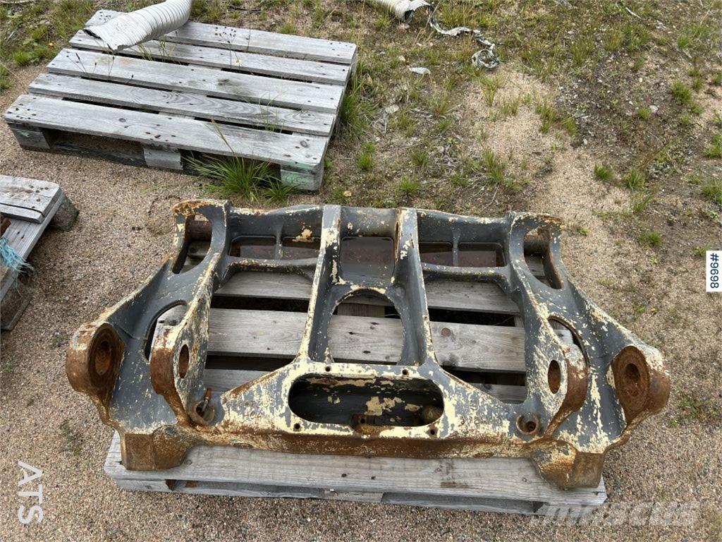 Volvo bracket その他部品