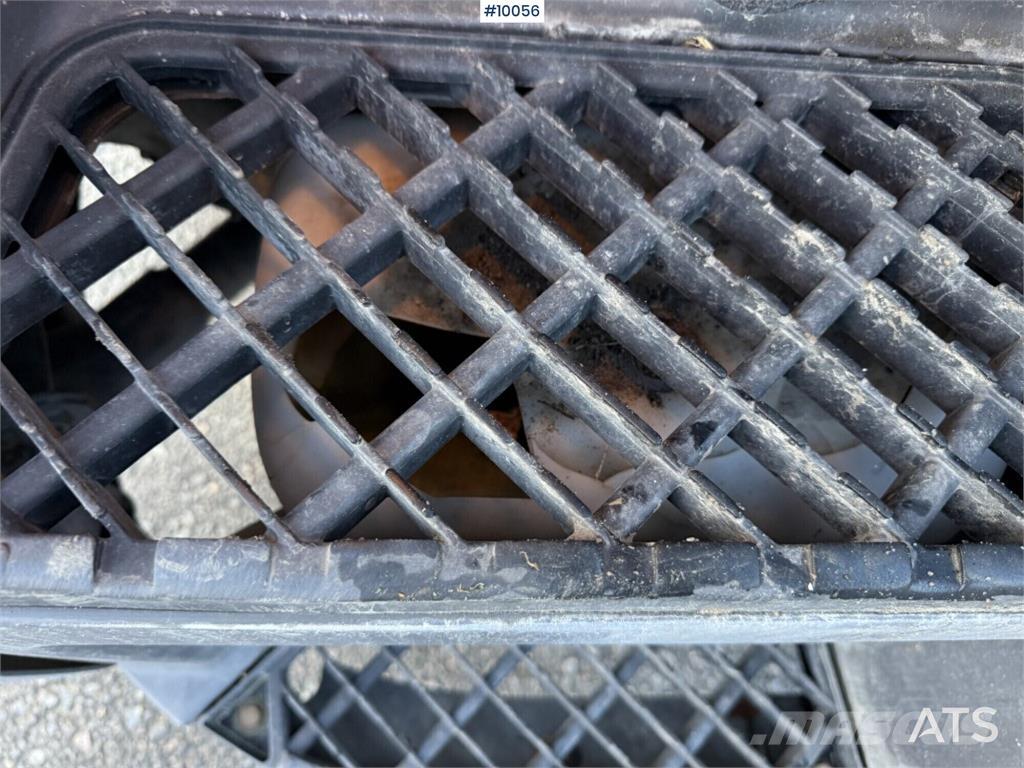 Volvo FE 340 6X2 塵芥車、パッカー車