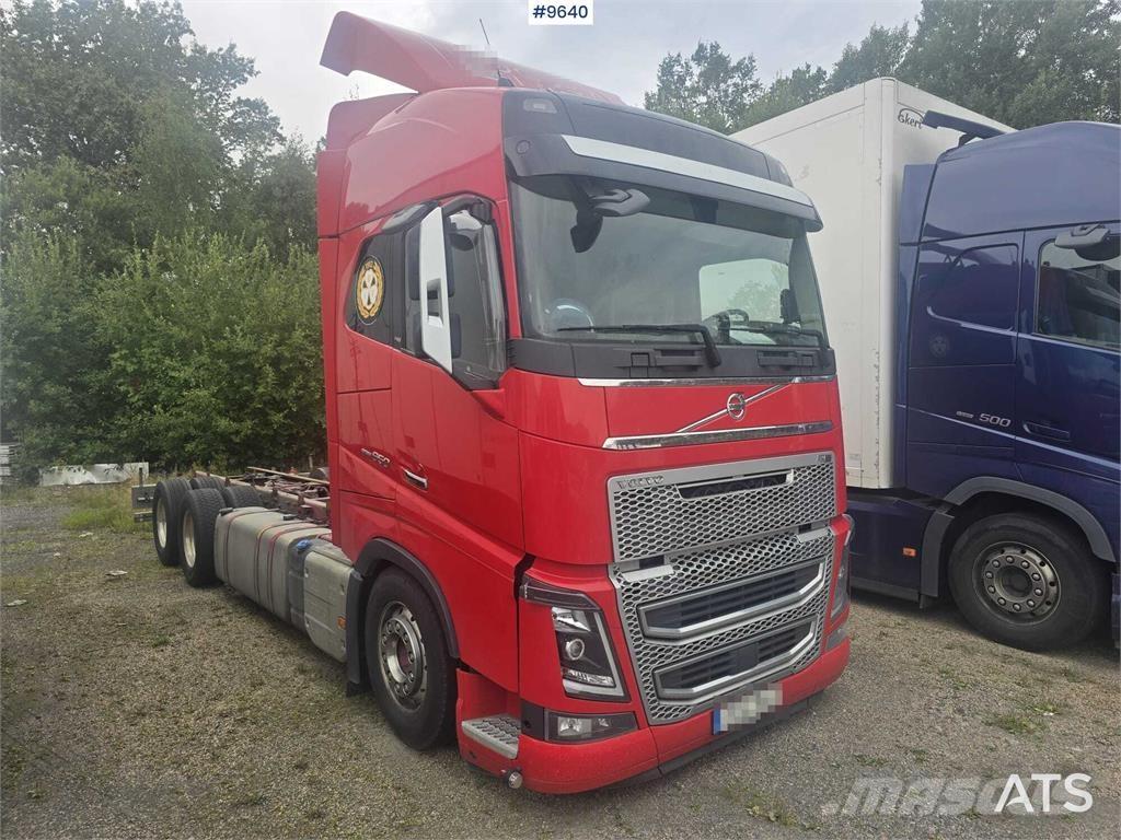 Volvo FH16 キャブ付きシャーシ