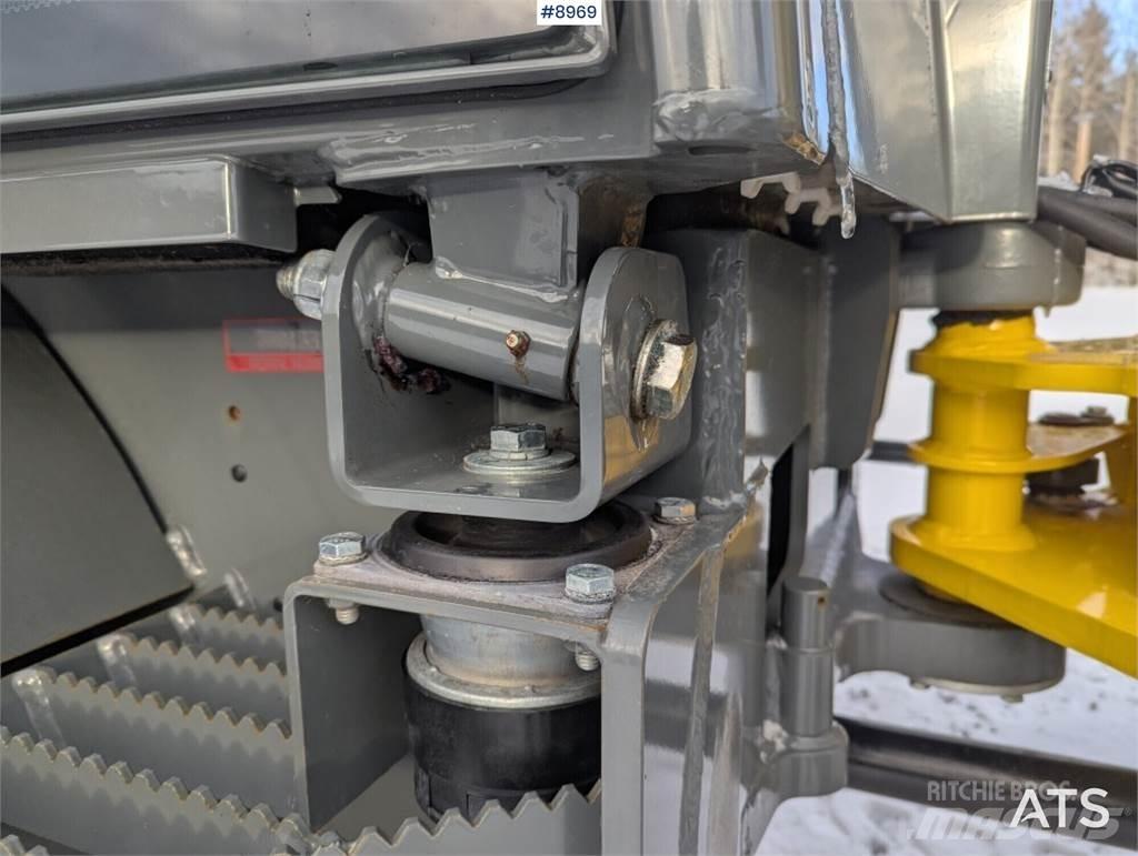Wacker Neuson WL52 タイヤ式ブルドーザ