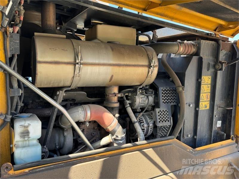 JCB 416k ホイールローダー・タイヤショベル