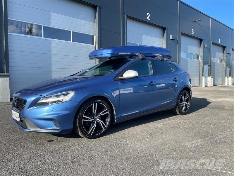 Volvo V40 自動車