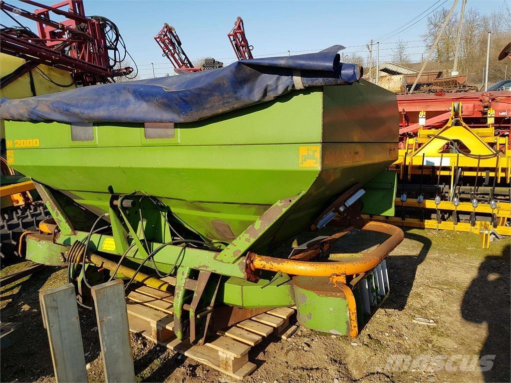 Amazone ZA-MI ミネラル散布機