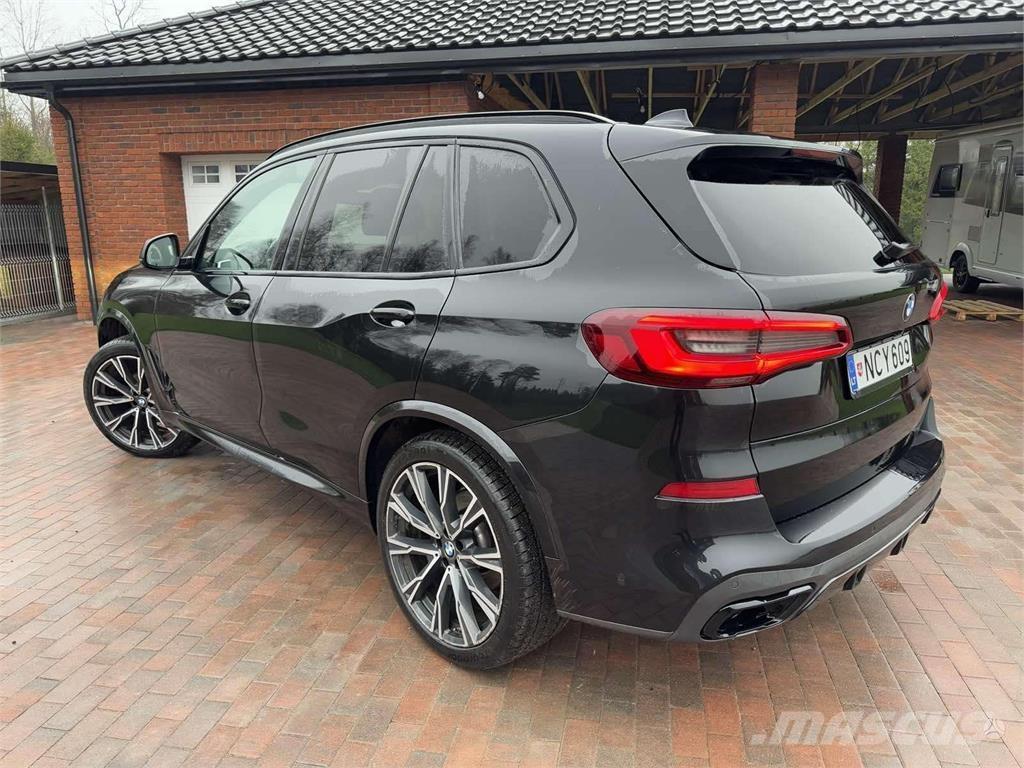 BMW  自動車