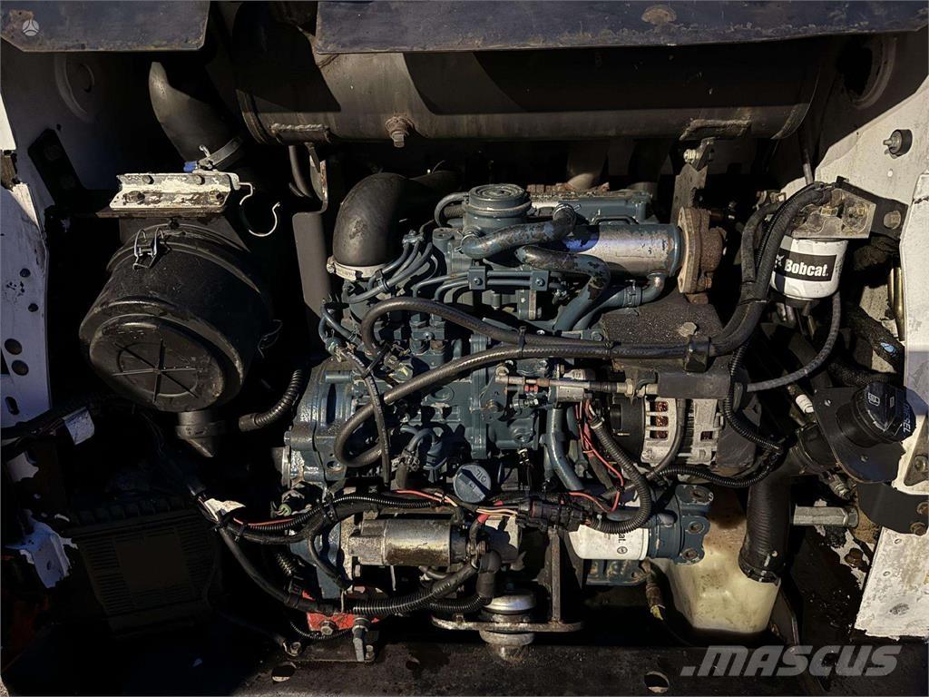 Bobcat S570 ミニローダー