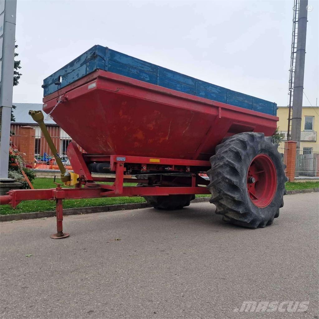 Bredal B80 ミネラル散布機