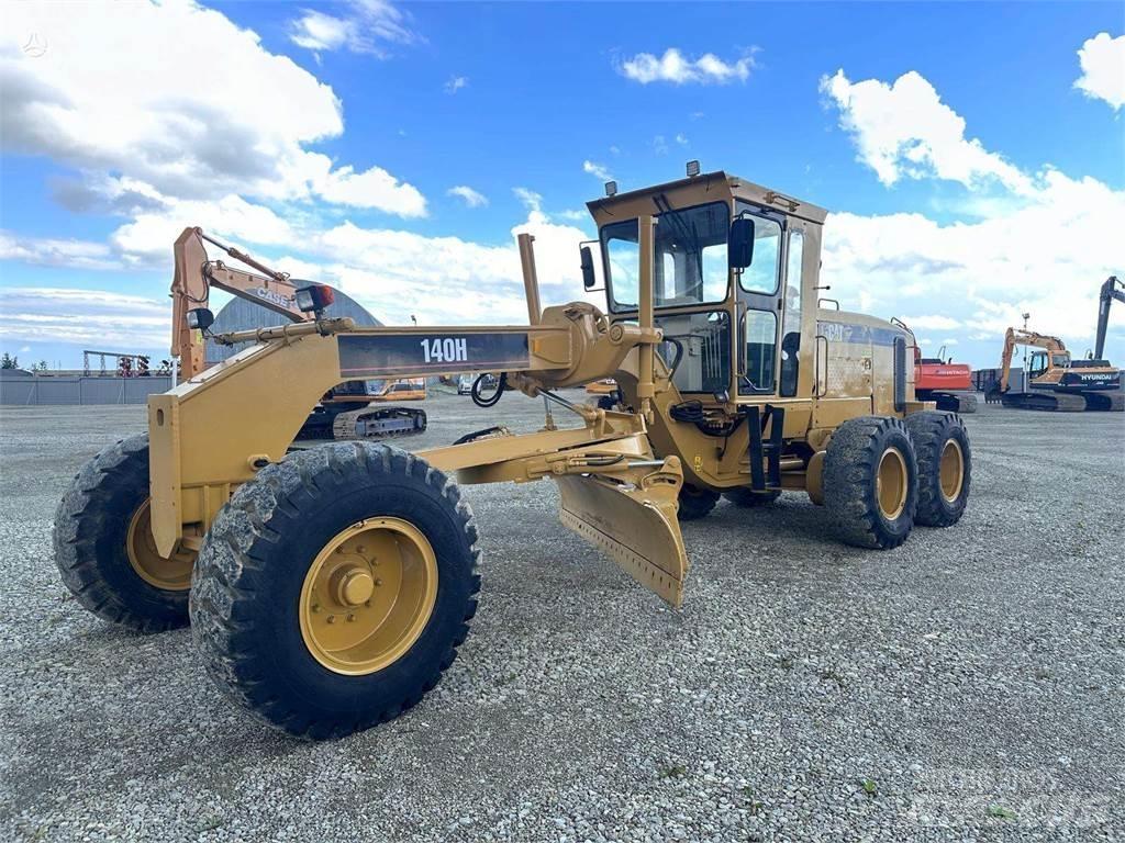 CAT 140 H モーターグレーダー