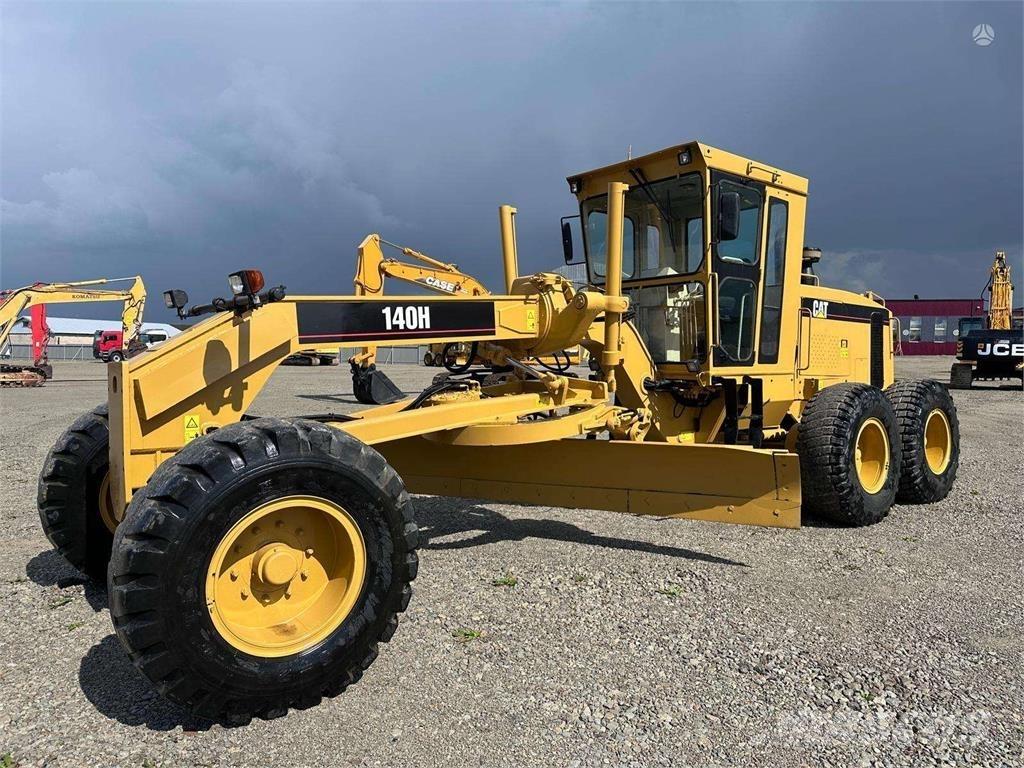CAT 140 H モーターグレーダー