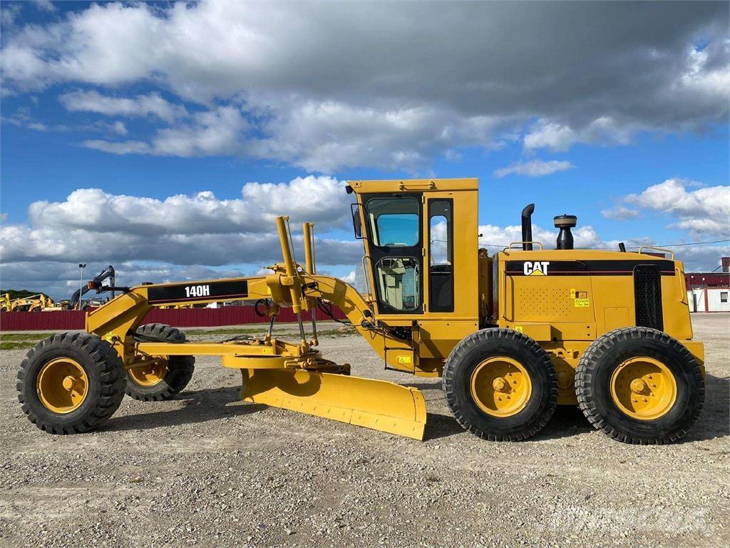 CAT 140 H モーターグレーダー