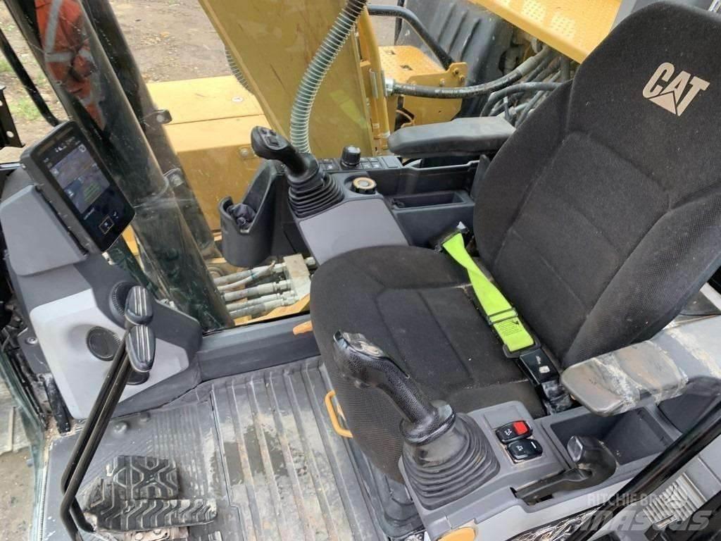 CAT 313 GC 大型油圧ショベル12t以上（パワーショベル・ユンボ）