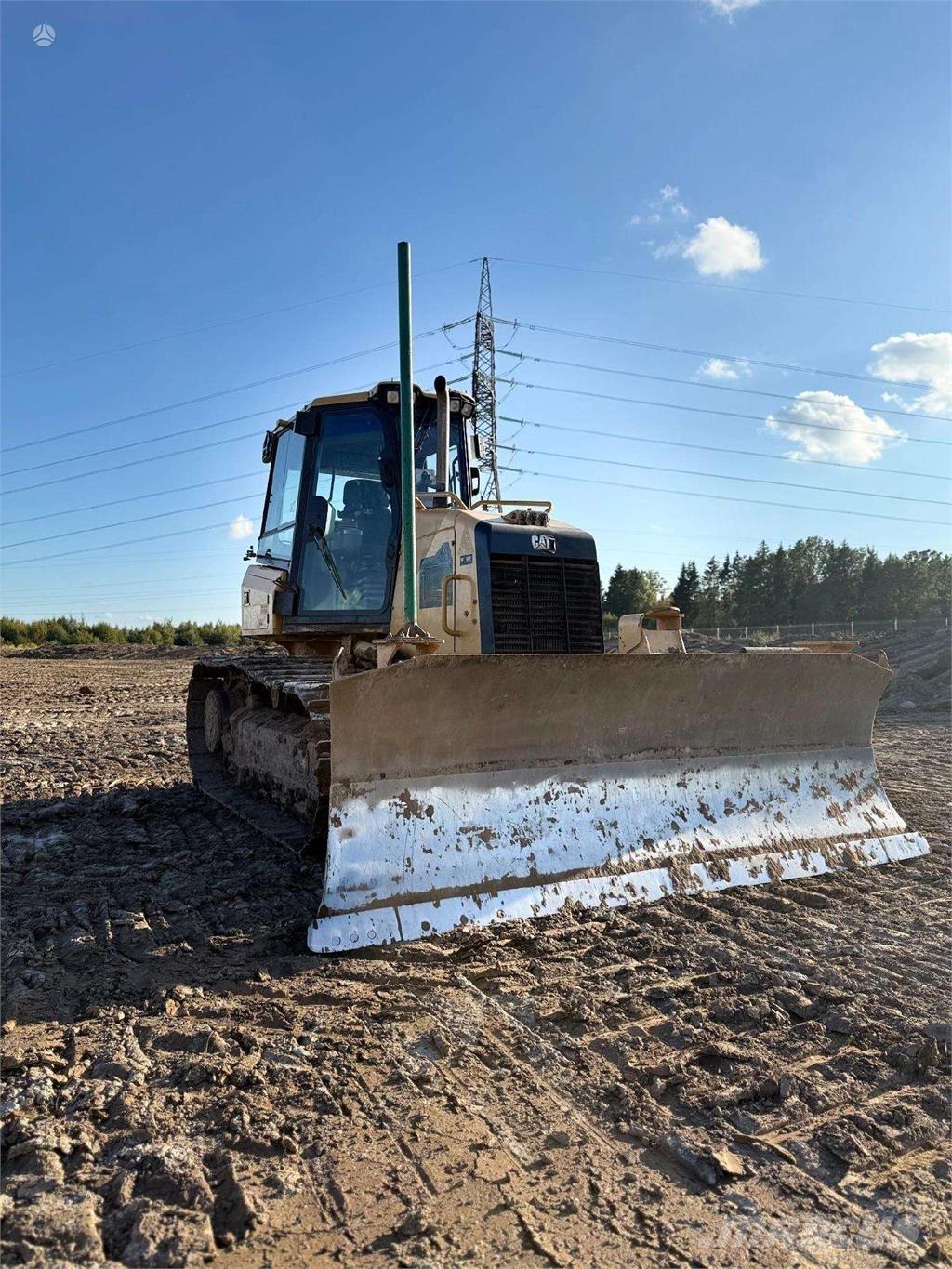 CAT D5 K ブルドーザー
