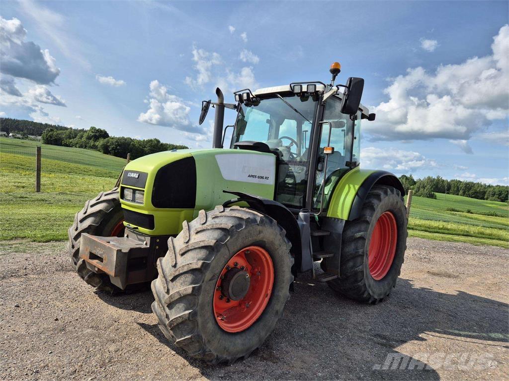 CLAAS ARES 696 RZ トラクター