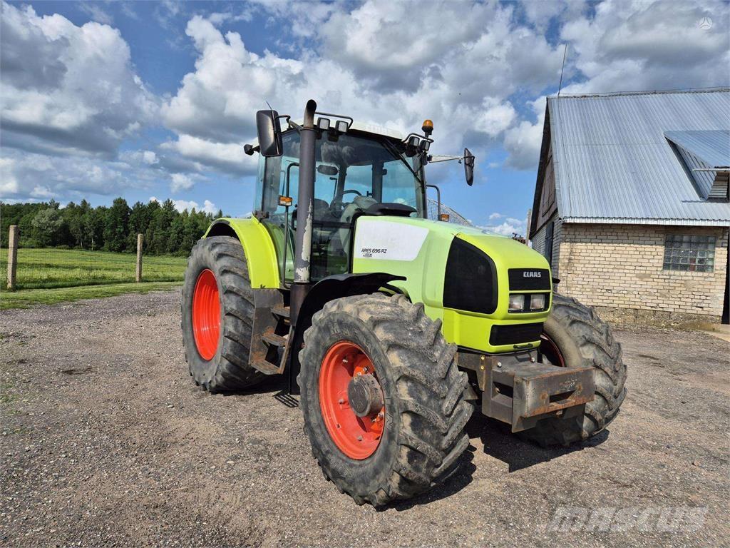 CLAAS ARES 696 RZ トラクター