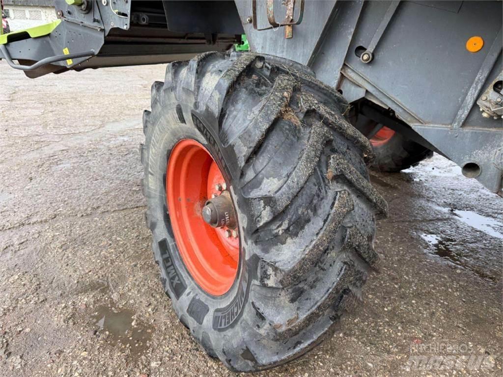 CLAAS LEXION 480 コンバイン