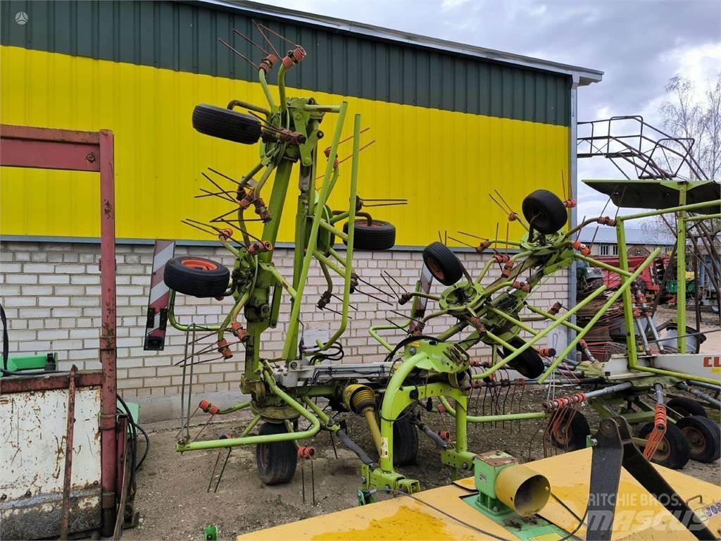 CLAAS VOLTO 870 テッダー・テッダーレーキ