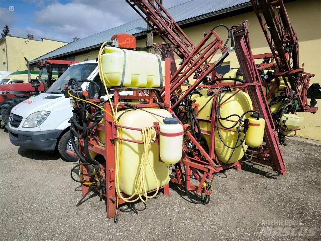 Hardi LX 800 自走式噴霧器