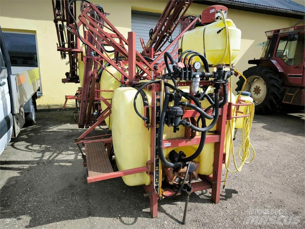 Hardi LX 800 自走式噴霧器