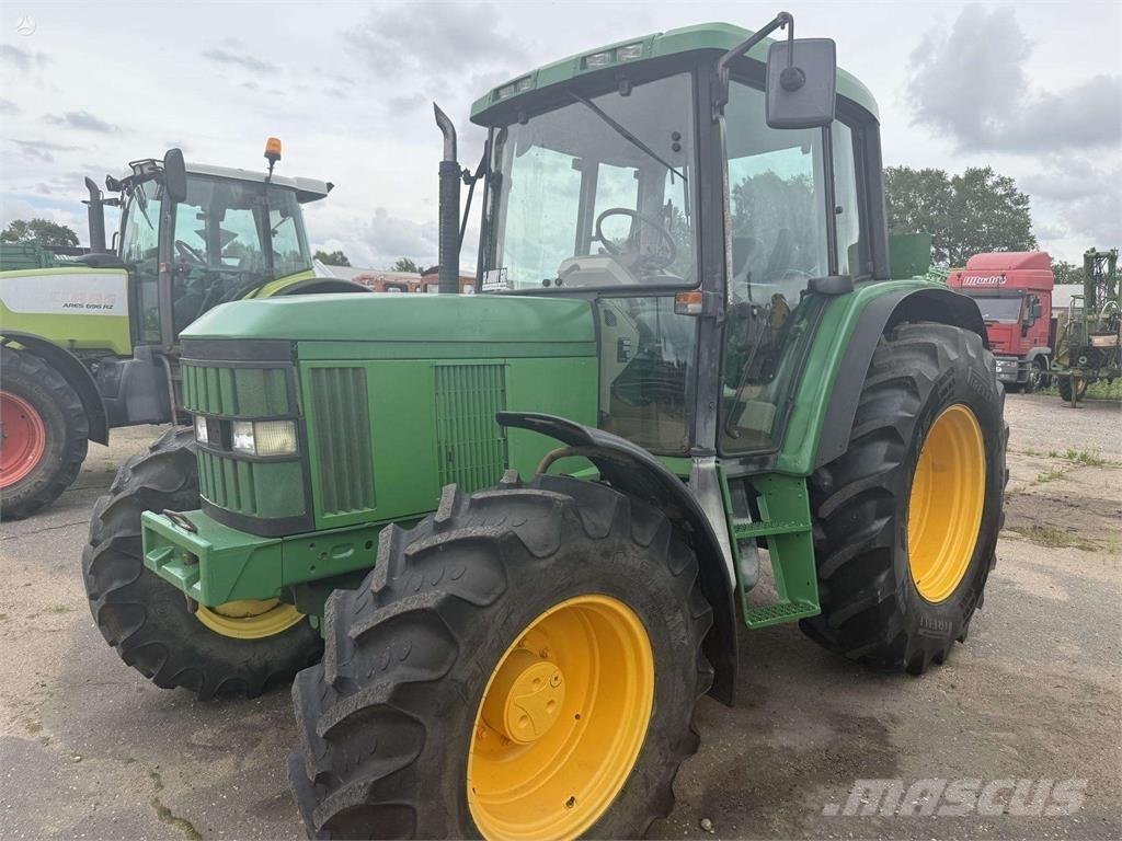 John Deere 6210 トラクター