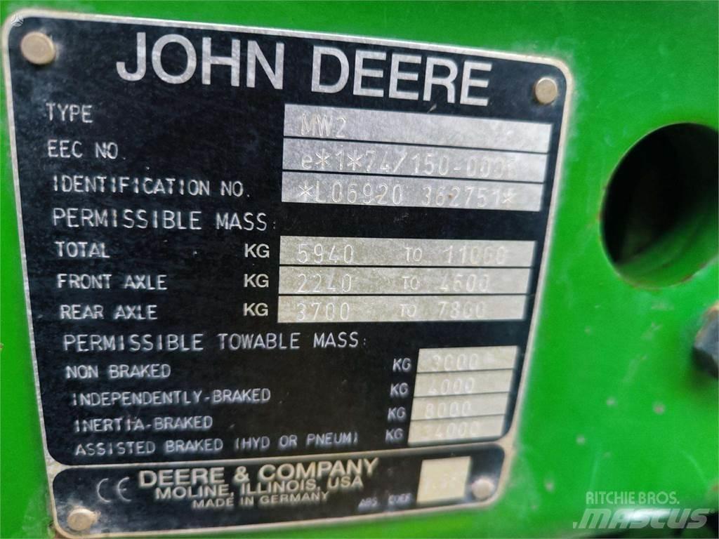 John Deere 6920 トラクター