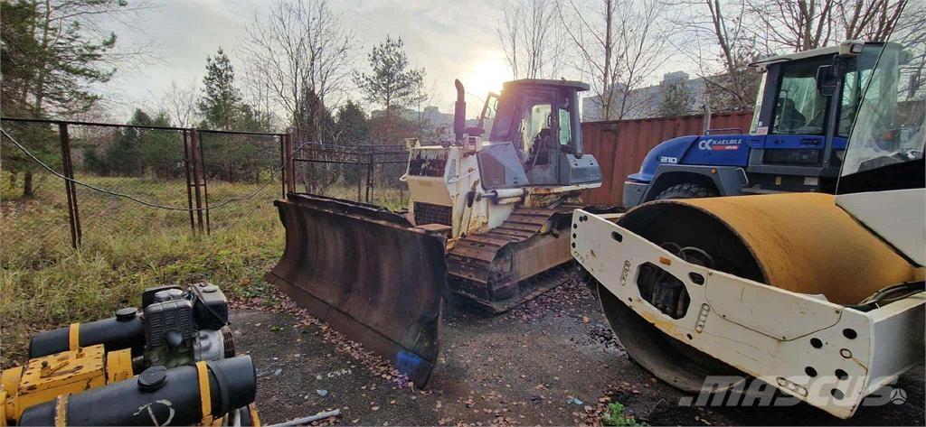 Komatsu D61PX-12 ブルドーザー