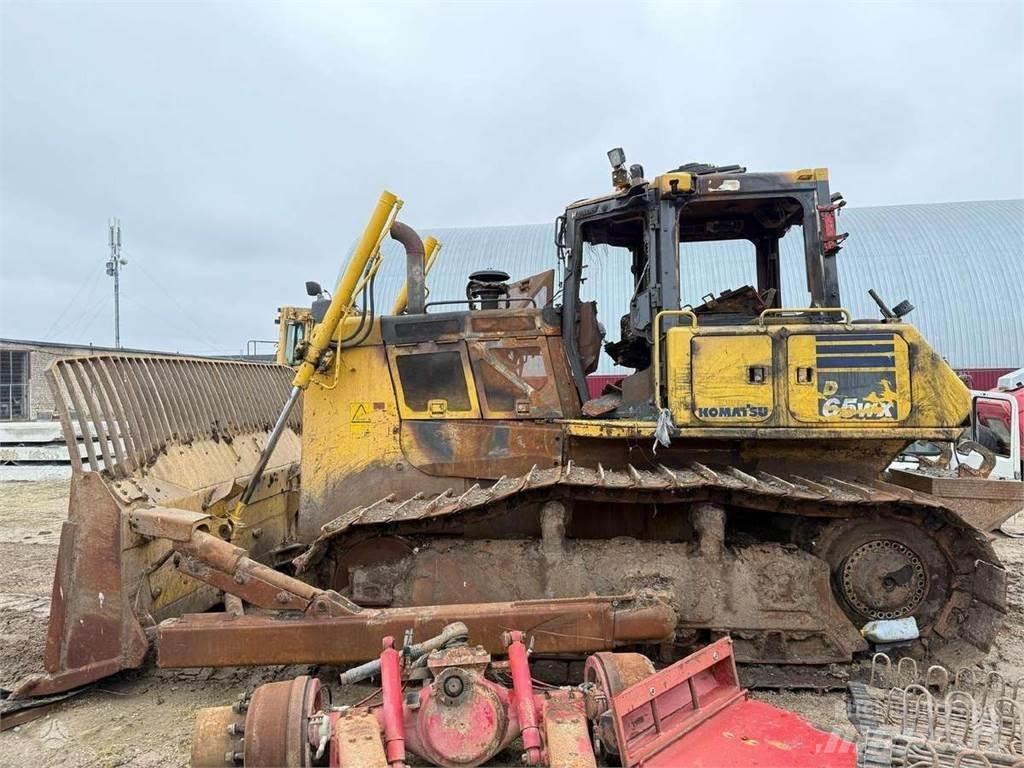 Komatsu D65WX-18 ブルドーザー