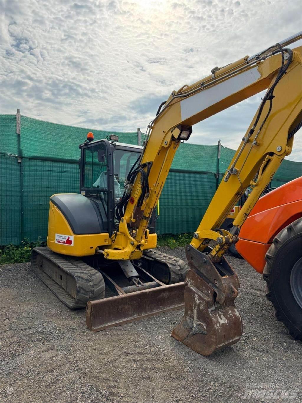 Komatsu PC55MR-5 大型油圧ショベル12t以上（パワーショベル・ユンボ）