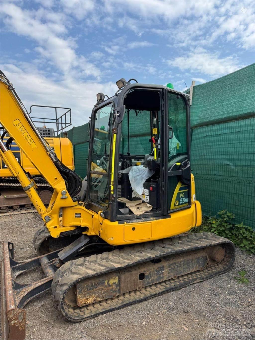 Komatsu PC55MR-5 大型油圧ショベル12t以上（パワーショベル・ユンボ）