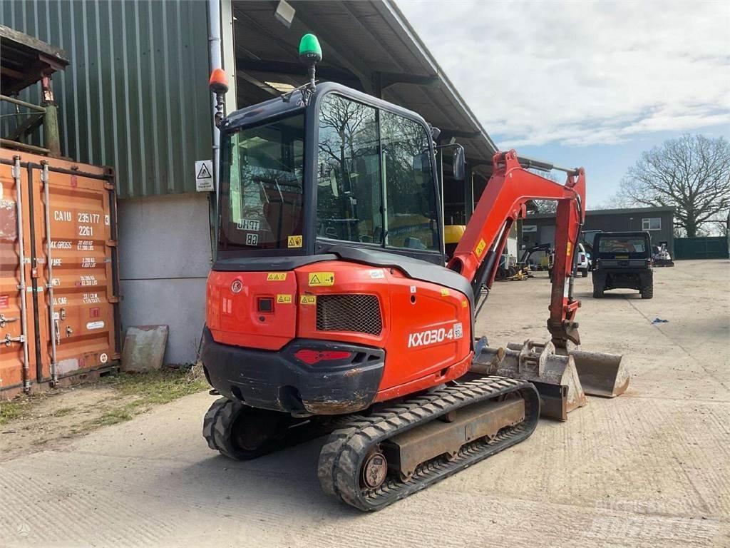 Kubota KX030-4 ミニ油圧ショベル 7t以下（ミニユンボ・ミニディガー）
