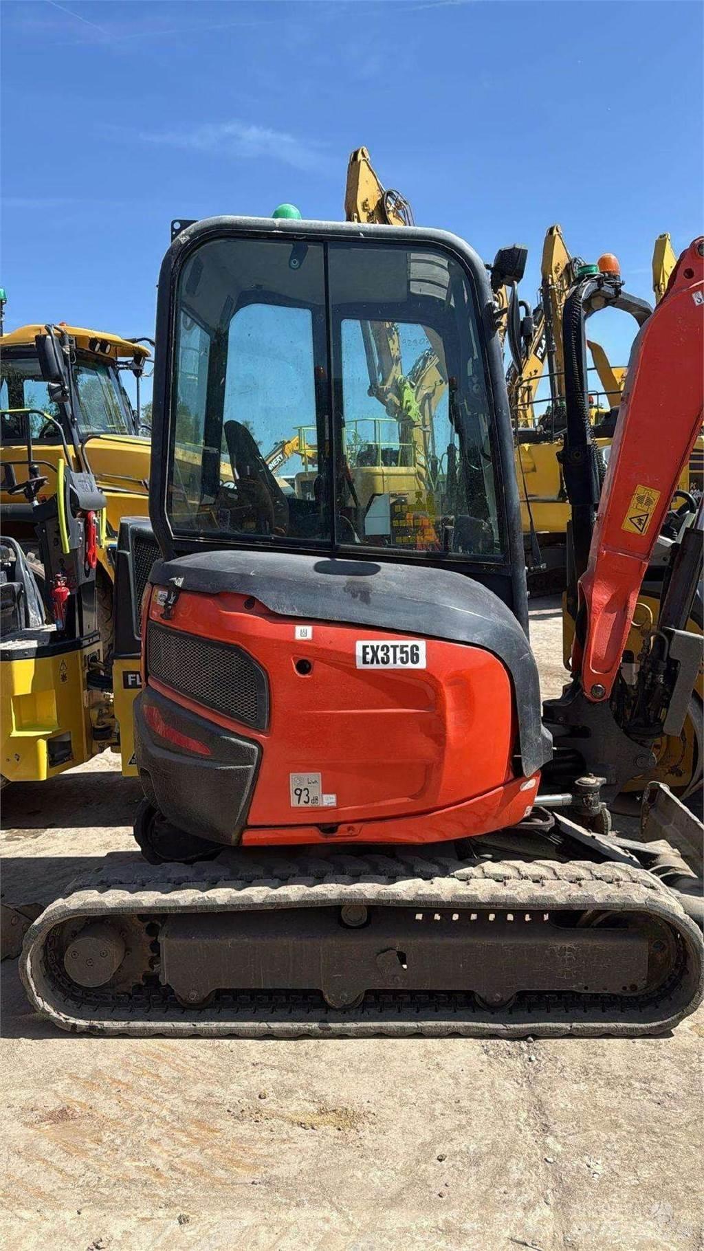 Kubota U27-4 ミニ油圧ショベル 7t以下（ミニユンボ・ミニディガー）