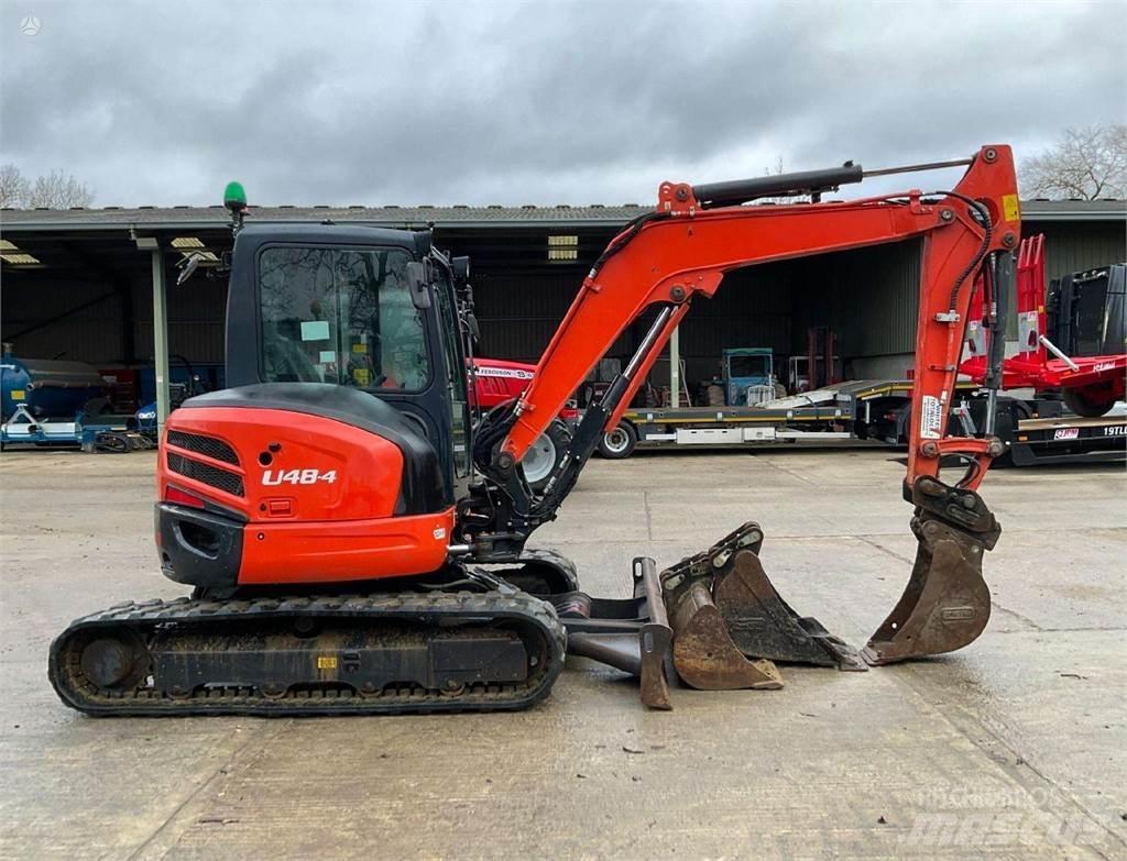Kubota U48-4 大型油圧ショベル12t以上（パワーショベル・ユンボ）