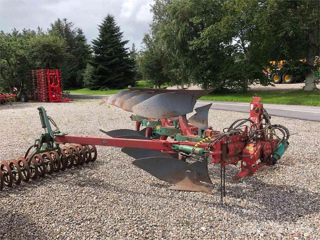 Kverneland Es95 コンベンショナルプラウ
