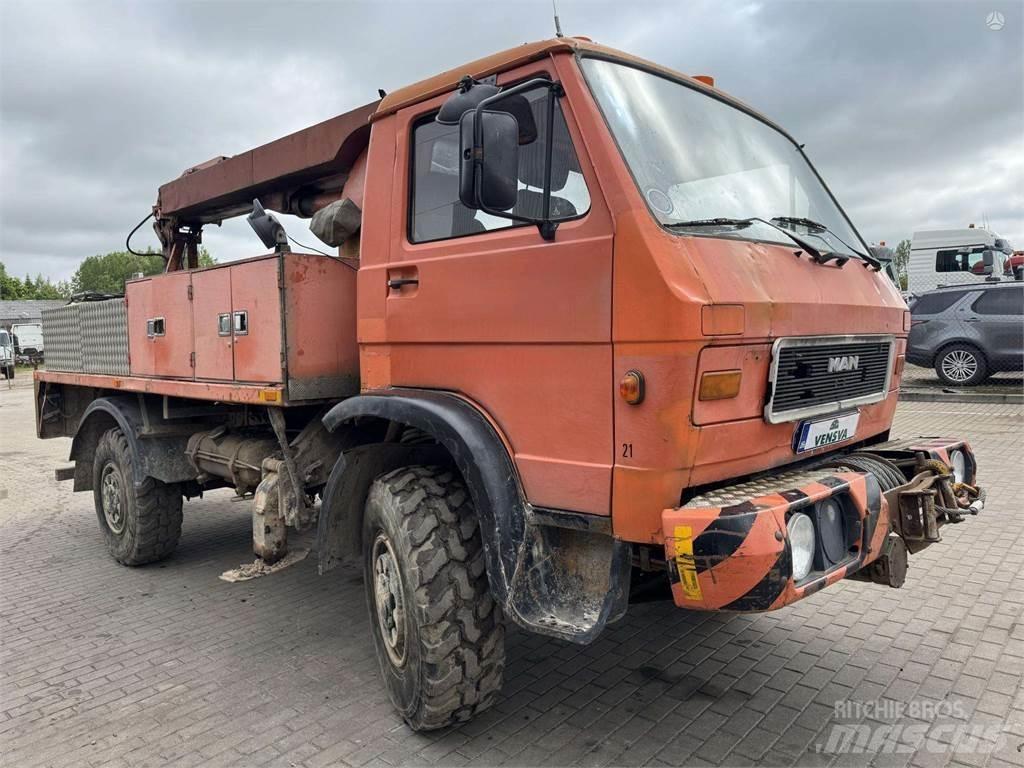 MAN 9.150 4x4 14m. その他トラック