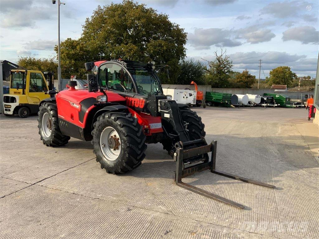 Manitou MLT741 フロントローダーとディガー