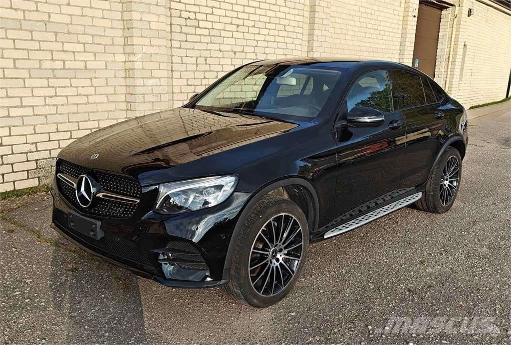 Mercedes-Benz  自動車