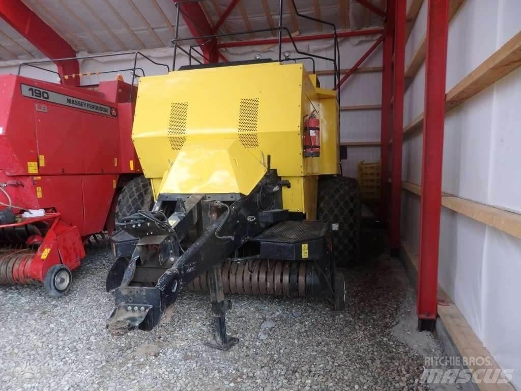 New Holland BB980 ラウンドベーラー