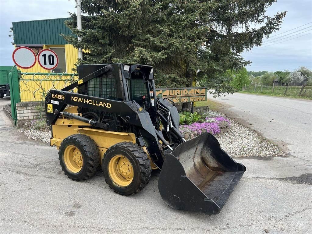 New Holland LX485 ミニローダー