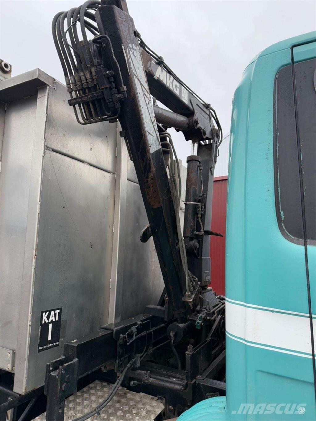 Scania 230 94D ダンプ