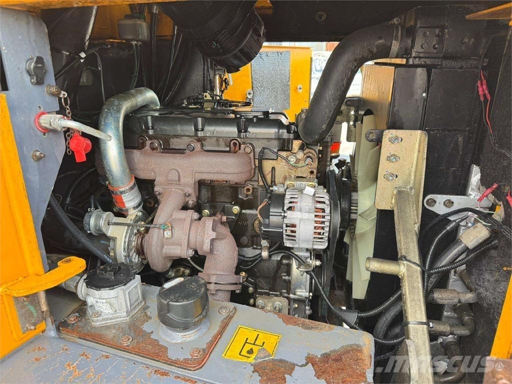 Terex TA9 アーティキュレート式ダンプトラック