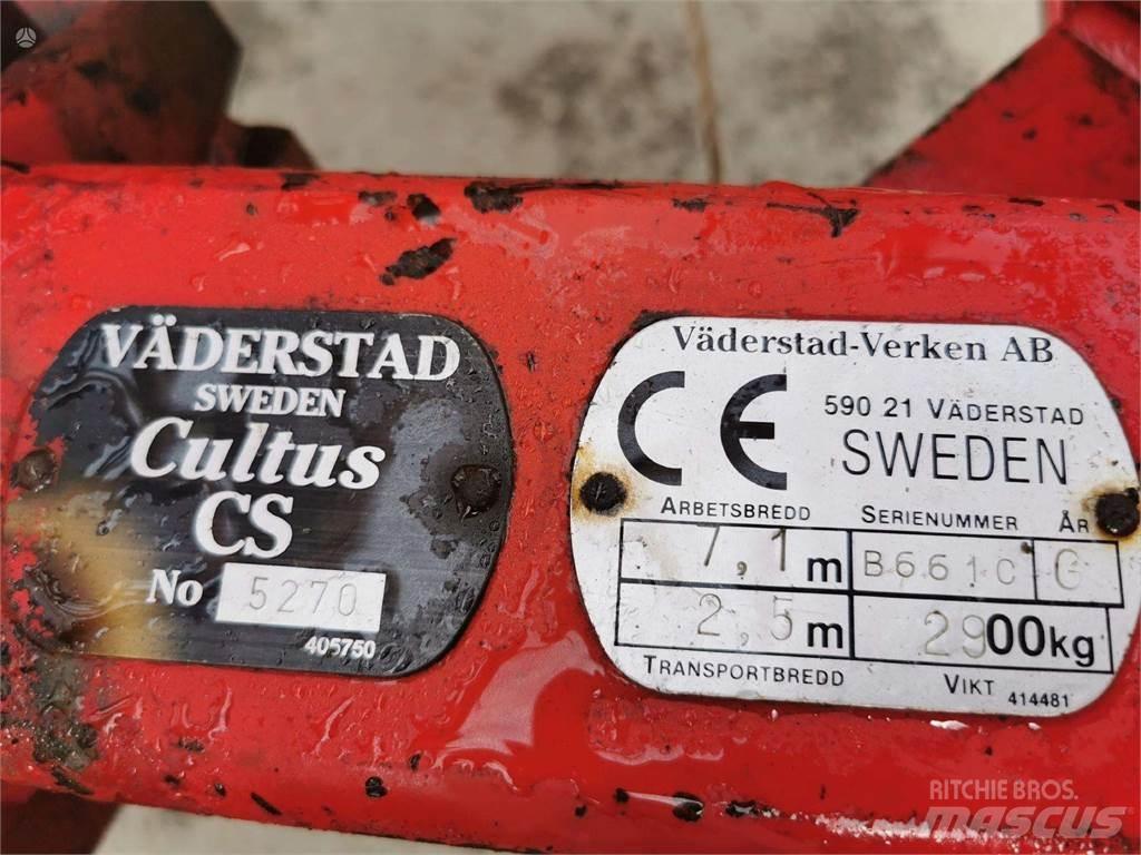 Väderstad Cultus 土掻き機