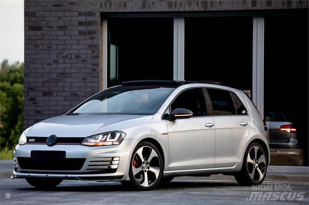 Volkswagen  自動車