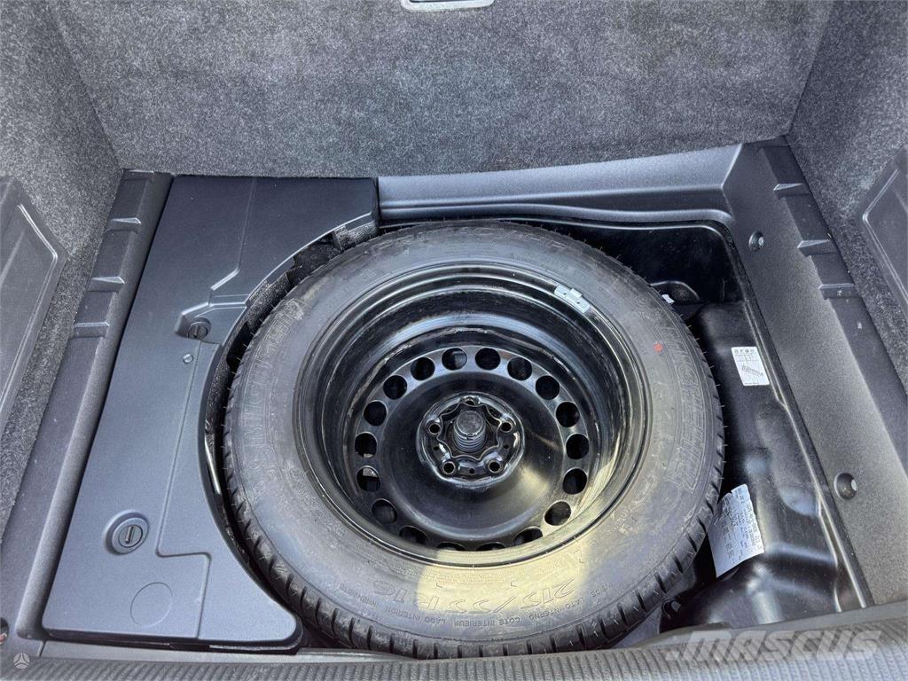 Volkswagen  自動車