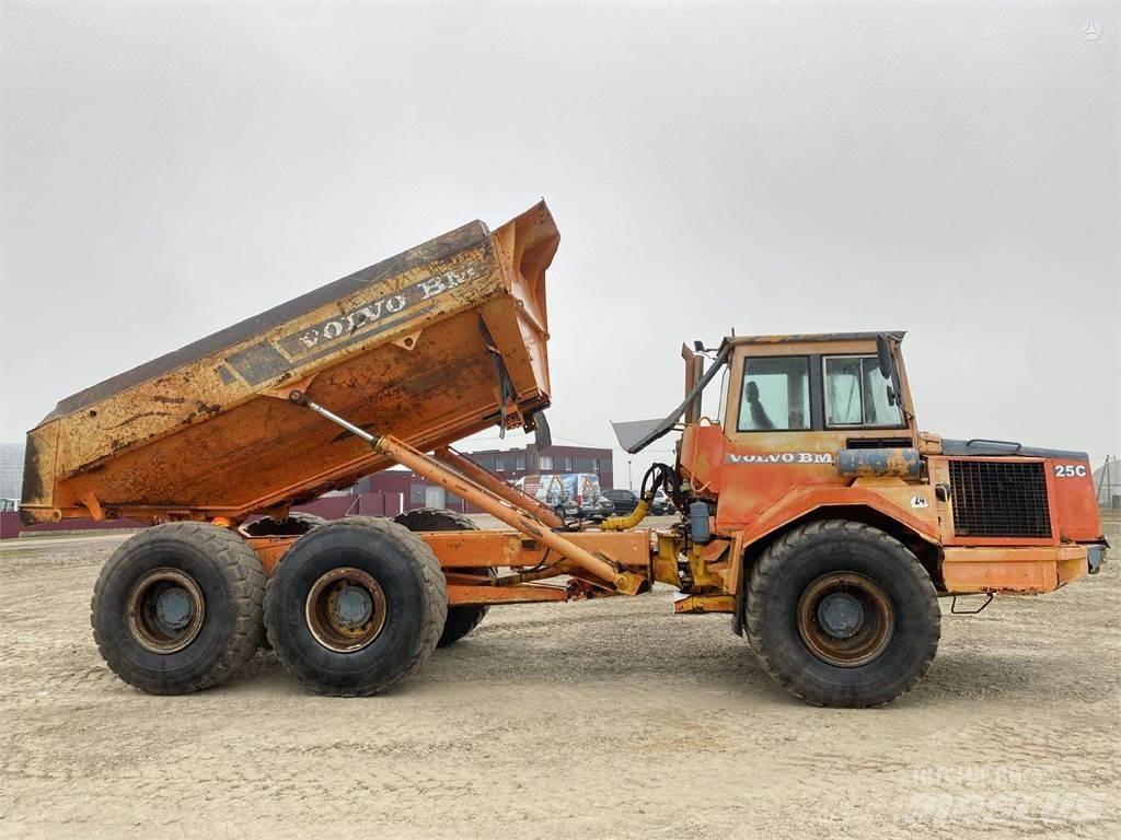 Volvo A25C , Nr.1 アーティキュレート式ダンプトラック