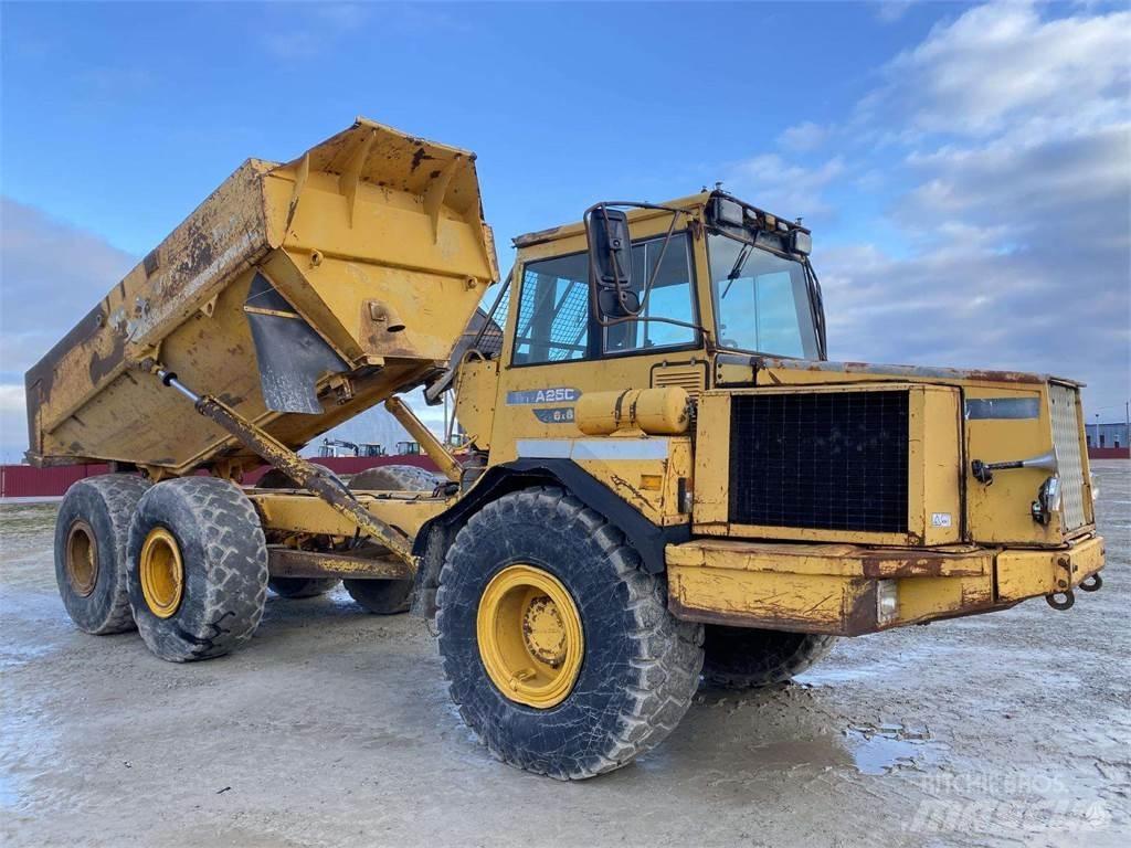 Volvo A25C , Nr.4 アーティキュレート式ダンプトラック